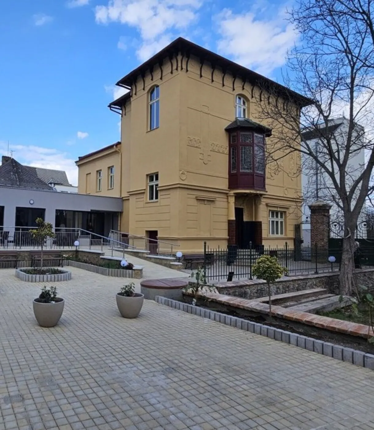 Pokoj s postelí evobeds v Rezidenci Daczická